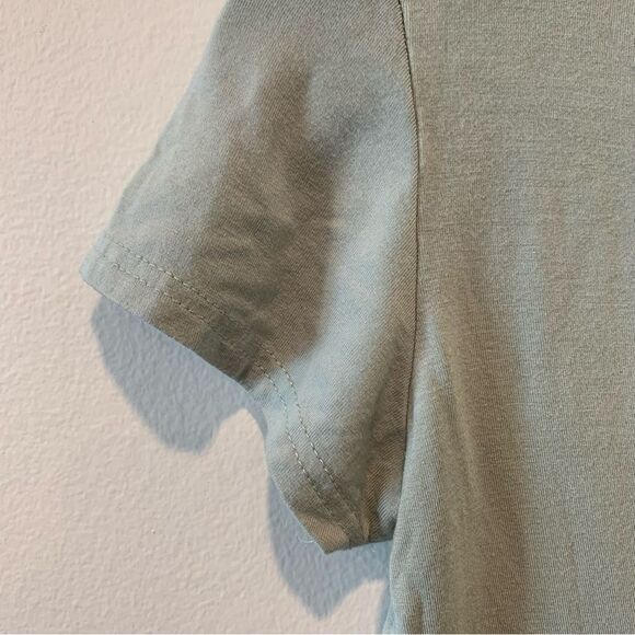Revamped Sage Green V-Neck T-Shirt Size Medium - Picture 4 of 5